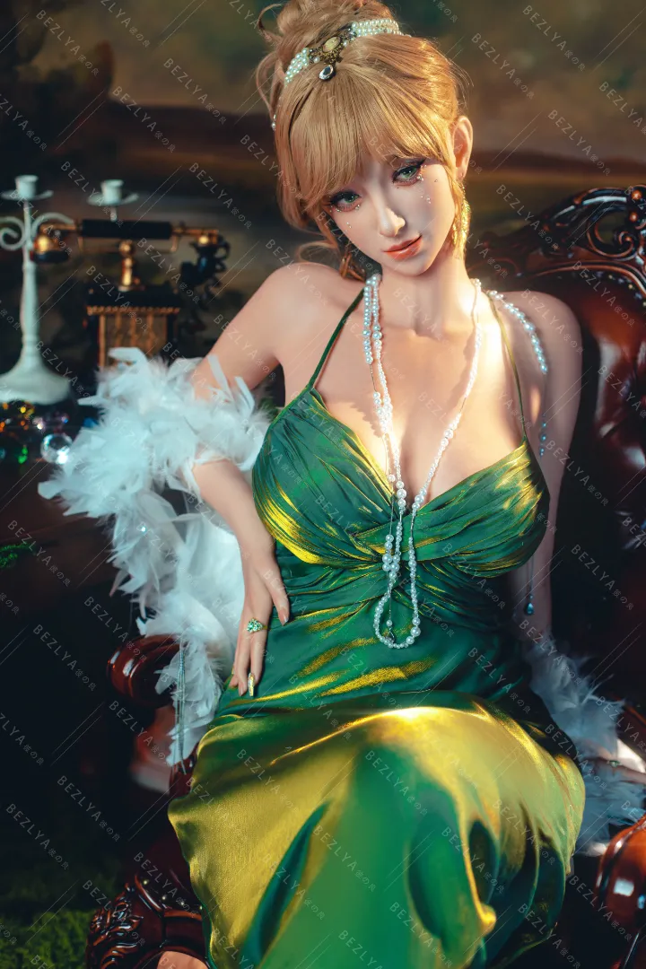 167cm (5ft6) F罩杯 輕量化 矽膠 性愛娃娃 活動下巴 头部 Angelica